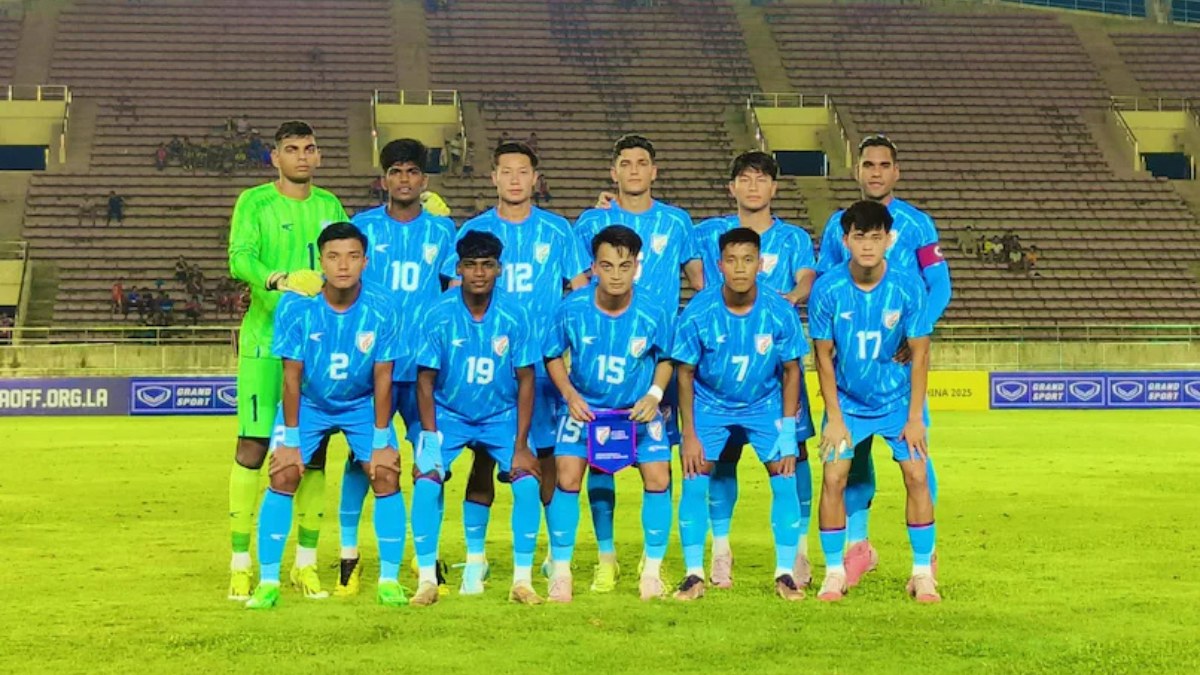 India U20 football team players in action during the Mandiri U20 Challenge Series.