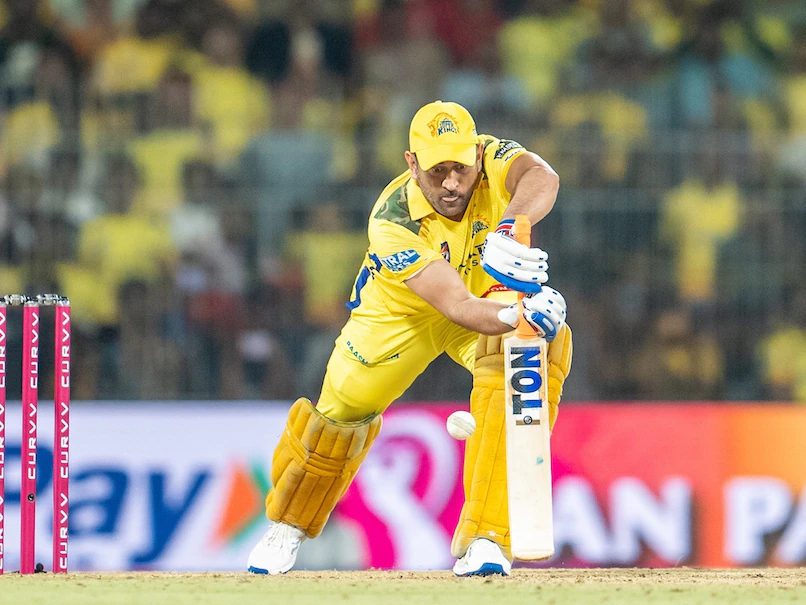 Indian Legend Mock MS Dhoni After CSK lose Against RCB