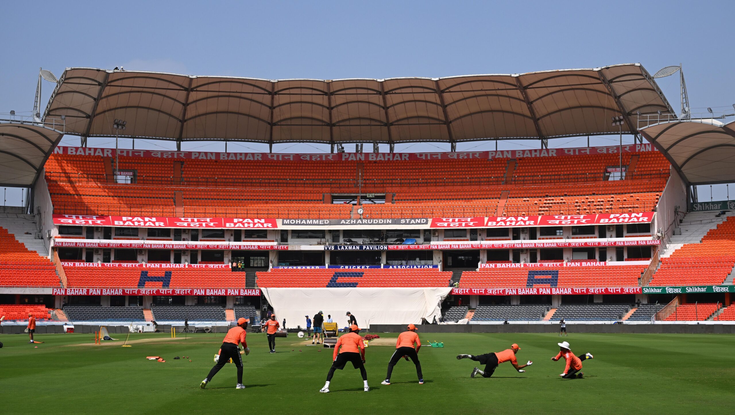 rajiv gandhi stadium hyderabad pitch report for SRH vd RR match in IPL 2025